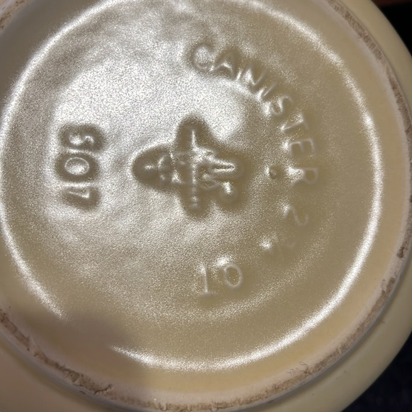 Vintage Pfaltzgraff canister - Picture 6 of 6